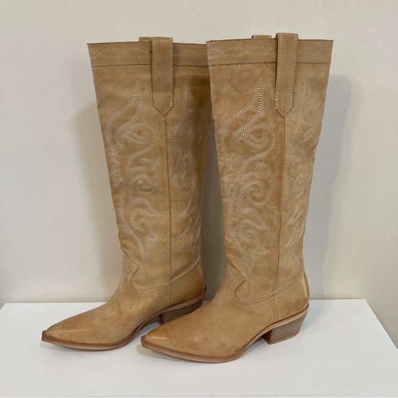 ShuShop Shoes - ShuShop Camel Embroidered Heeled Boots